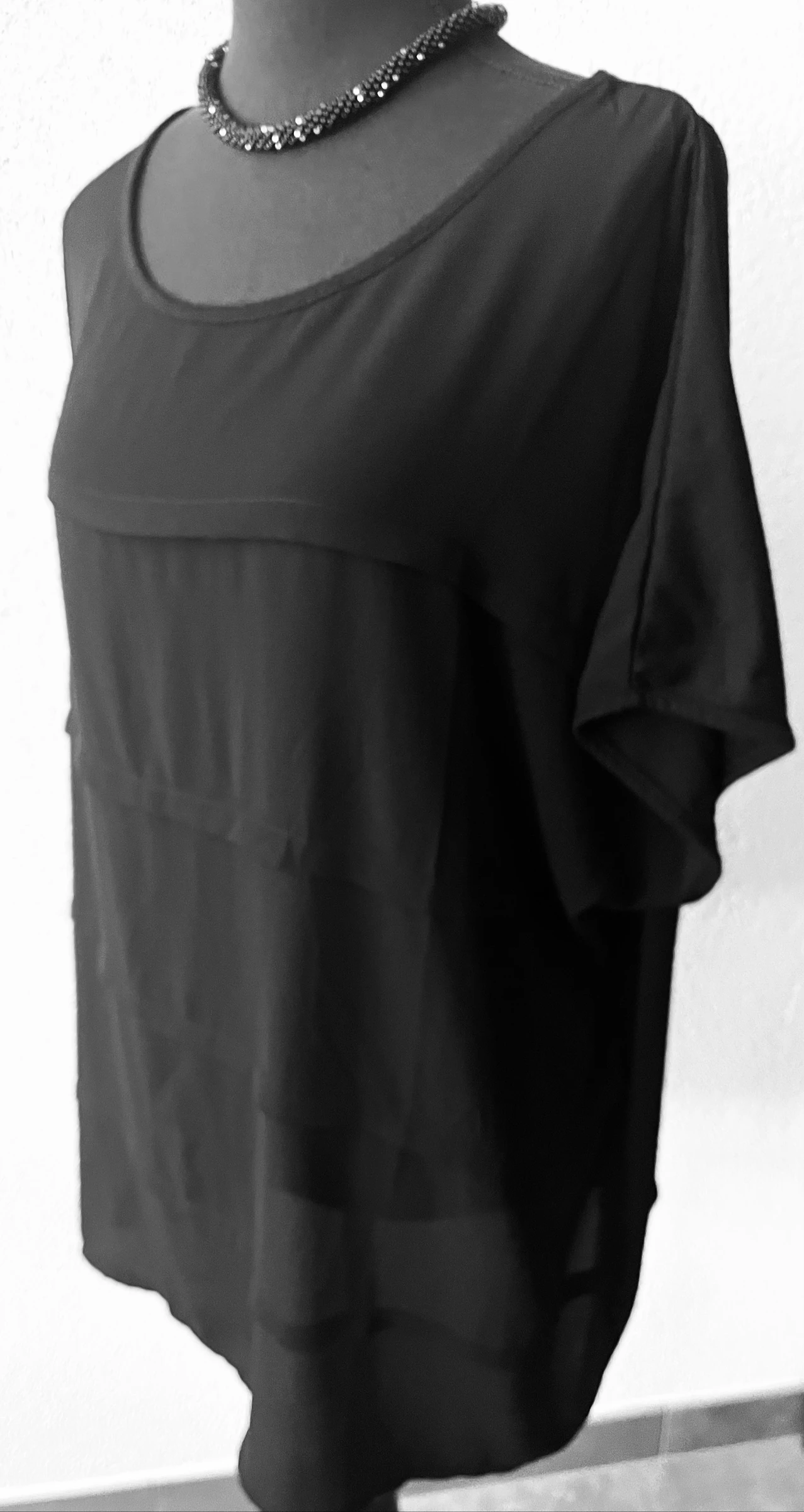 🌺 𝒎𝒛 | Túnica Feminina Plus Size | Look em Camadas de Chiffon | Tamanho 54/56 | Plus Size 🖤 – photo 2